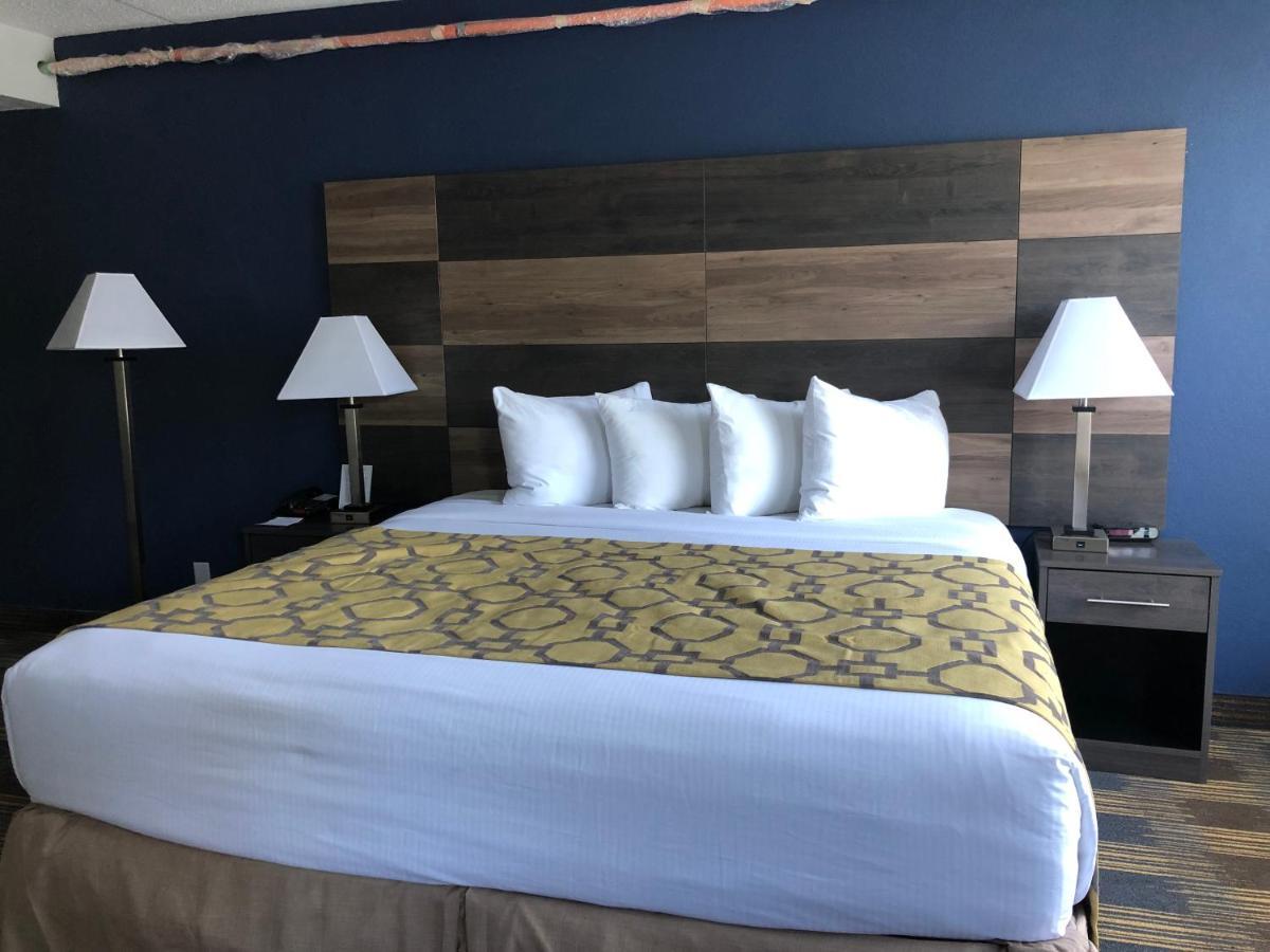 Baymont By Wyndham - Chicago - Addison - O'Hare Hotel Eksteriør billede
